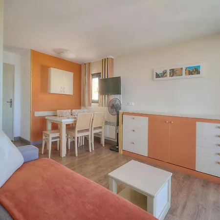 Upstays - 2 Sea View - Swimming Pool Appartement *